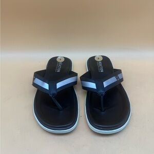 Kenneth Cole Reaction Black and Gray Sandals